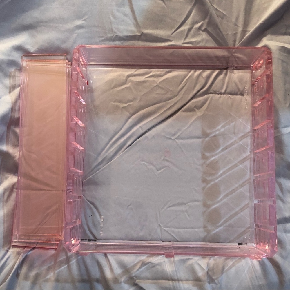 Acrylic makeup organizer